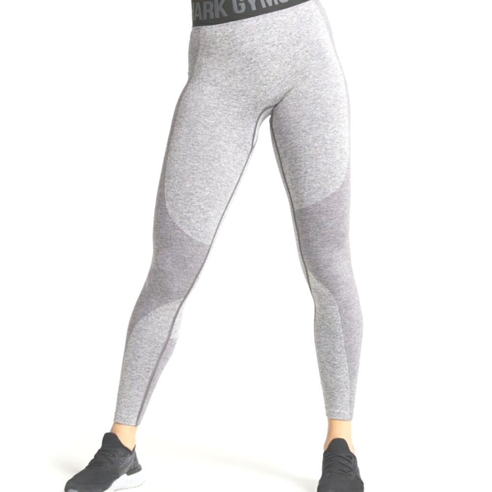 Light grey leggings